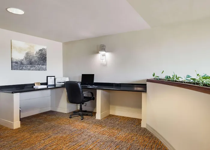 Best Western Grand Victorian Inn
